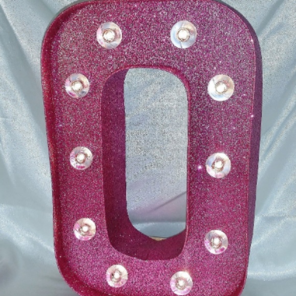 PINK Glitter Lighted Marquee Letter "O" 10" x 7" - Picture 3 of 5